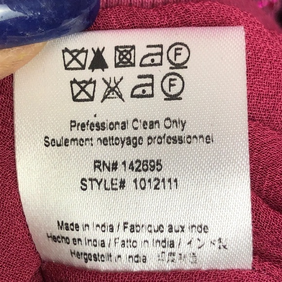 Mlv fuscia sequin Keyhole back blouse - Picture 7 of 11